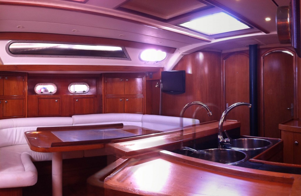 alquiler velero ibiza Jeanneau Sun Odyssey 51